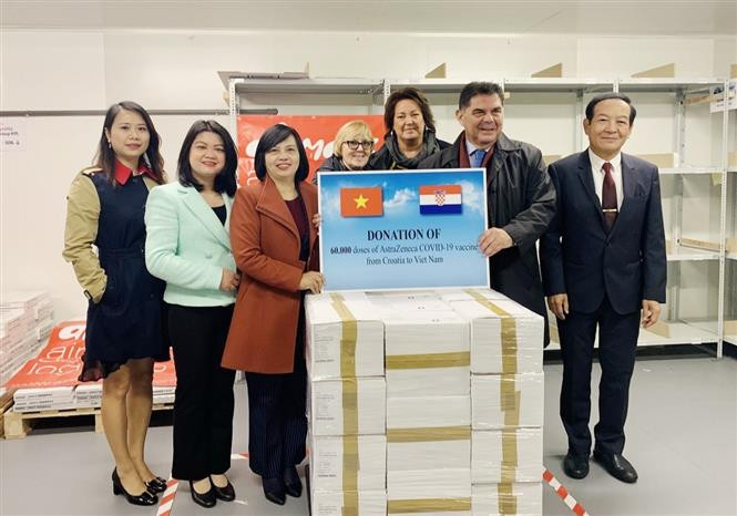 克罗地亚和匈牙利向越南捐赠新冠疫苗