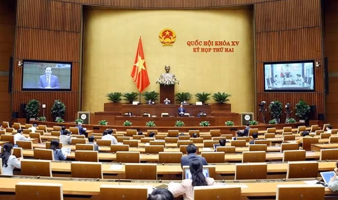 第十五届国会第二次会议：讨论两部法律草案