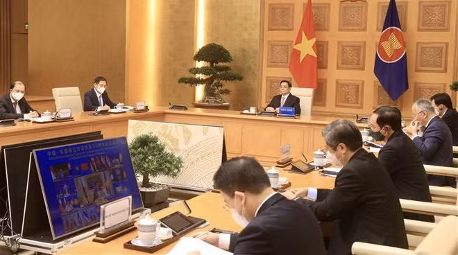 越南政府总理范明政出席东盟—中国建立对话关系30周年纪念峰会