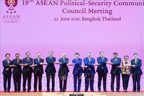 东盟政治安全共同体理事会第19届会议和东盟协调委员会第23届会议在泰国举行