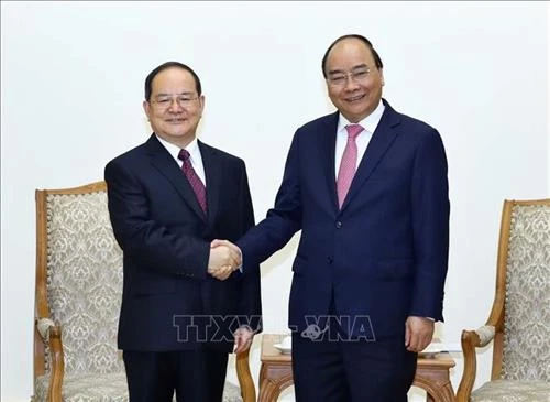 越南政府总理阮春福会见广西壮族自治区党委书记鹿心社
