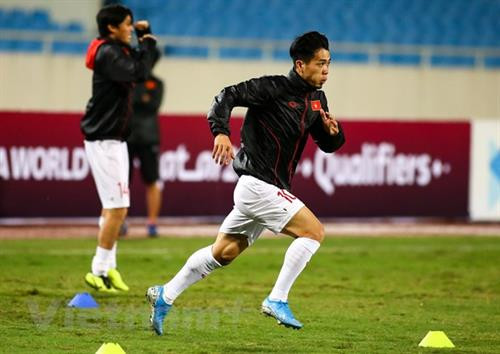 越南球员功凤继光海之后获亚足联选为“BreakTheChain”抗疫公益活动形象代言人