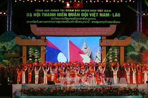 越老年轻官兵晚会炫出亮点