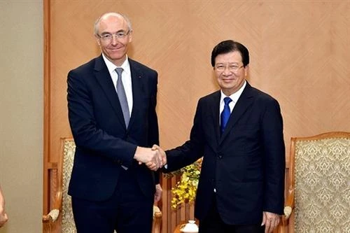 郑廷勇会见法国液化空气集团领导 