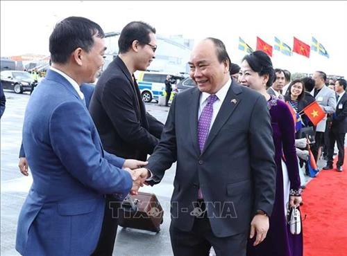 越南政府总理阮春福圆满结束对瑞典的正式访问
