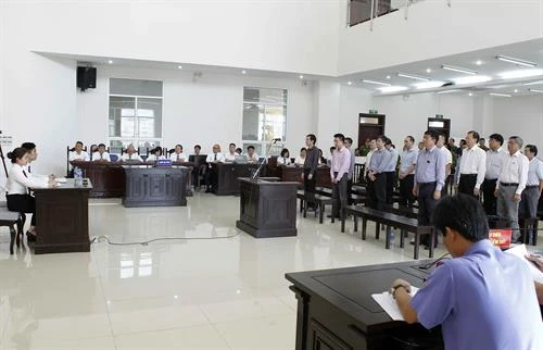 PVC案件二审宣判：维持对被告人丁罗升的一审判决 接受部分被告人的上诉