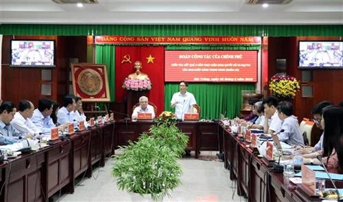 政府副总理武德儋就少数民族地区教育事业赴朔庄省和薄辽省调研