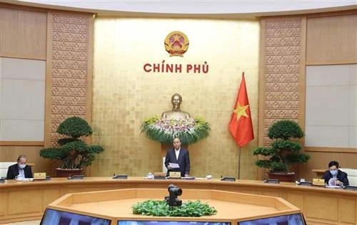 阮春福总理：政府努力保障贫困人口尤其是失业人员的生计问题