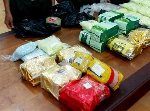 安江省：现场抓获贩运毒品犯罪嫌疑人2名 缴获26多公斤毒品 