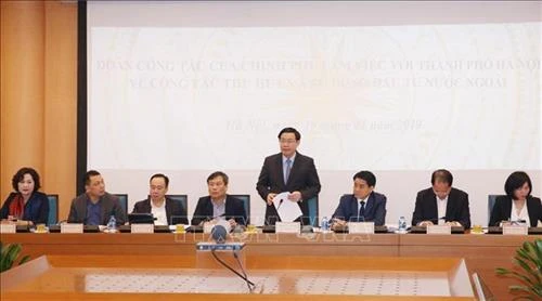 王廷惠：河内市应改变对外资吸引和利用工作的思维