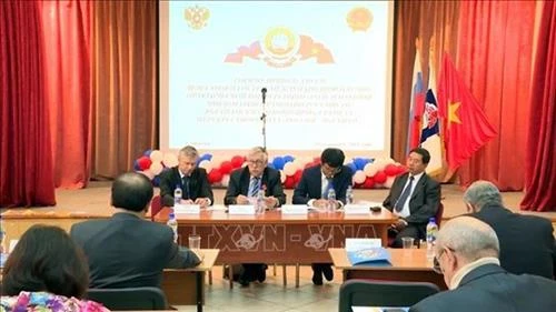 民间外交在越俄关系发展中起着重要的作用