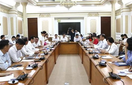 胡志明市努力确保春节期间各类重要商品价格平稳