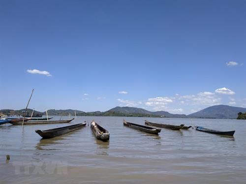 探索得乐省乐湖