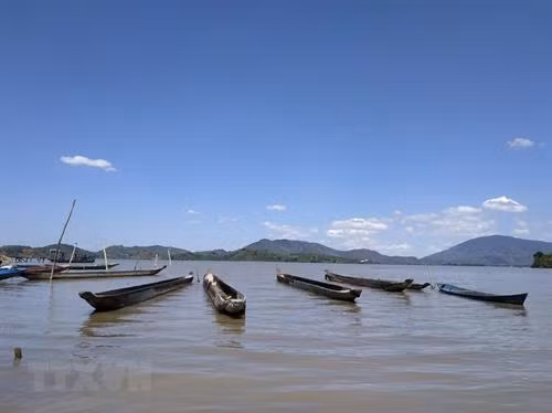 探索得乐省乐湖