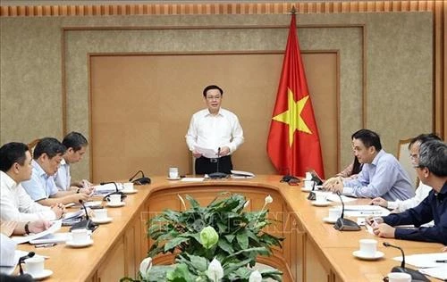 越南政府副总理王廷惠：外债低于国会所批指标并在政府的控制范围内
