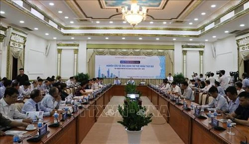 胡志明市市委书记：人工智能生态系统建设需要各部门配合