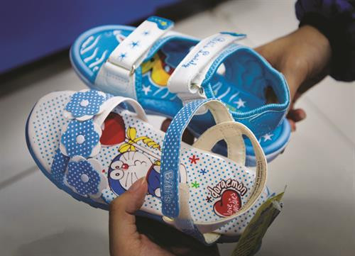 生意兴隆的华人企业—— 越南平仙鞋 (Biti’s)