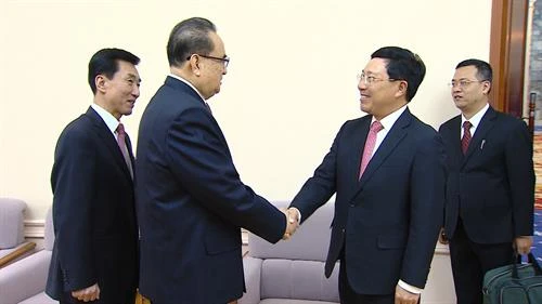 越南政府副总理兼外长范平明对朝鲜进行正式访问