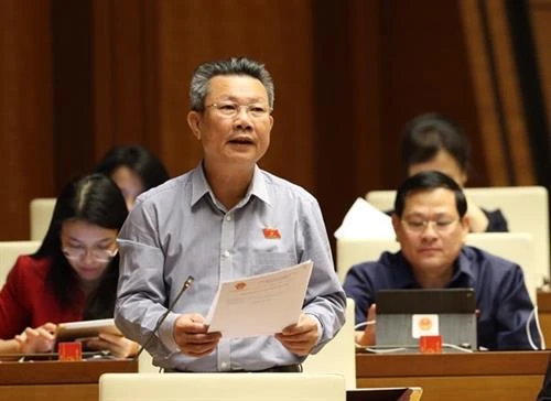  越南第十四届国会第八次会议通过《越南公民出入境法》