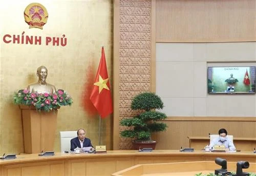 越南政府总理：放松限制性社交活动但仍要采取适当的控制措施