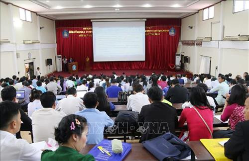 越南与老挝加强合作 提高教育培训质量
