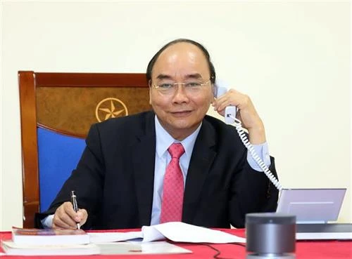 越南政府总理阮春福与捷克总理安德烈·巴比什就新冠肺炎疫情防控合作举行电话会谈