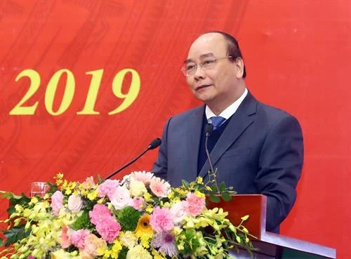 越南政府总理阮春福：群众工作必须瞄准提高人民精神和物质生活水平的目标 