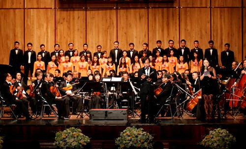 2017年第11届“秋天的旋律”艺术联欢会即将在胡志明市举行