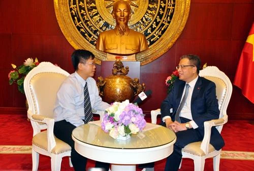 越中关系中的亮点