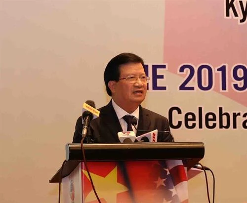 亚马逊、谷歌、脸书等美国各大公司代表参加2019年美国-越南工商峰会 