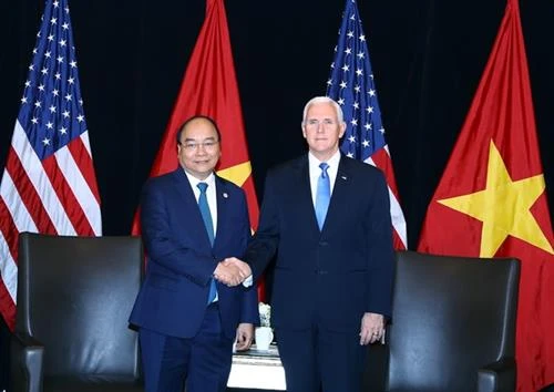 越南政府总理阮春福会见美国副总统彭斯