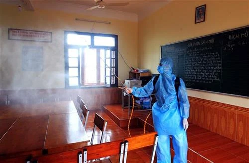 确保学生安全顺利返校
