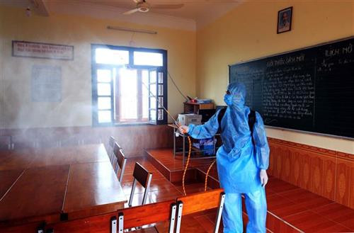 确保学生安全顺利返校