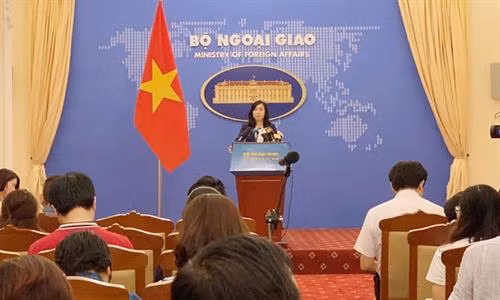 东海资源开发活动要根据国际法的规定进行