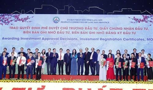 阮春福：谅山省应制定边境省份对接机制