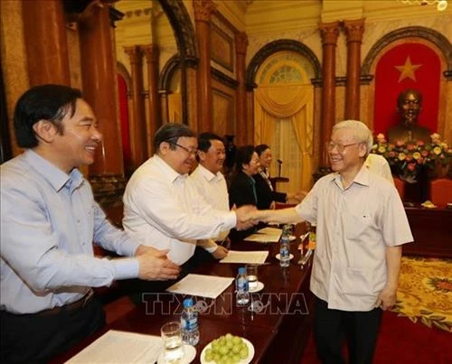 越共中央总书记、国家主席阮富仲：反腐败工作以建为本 重在防范