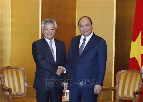 越南政府总理阮春福会见部分日本地方和组织领导