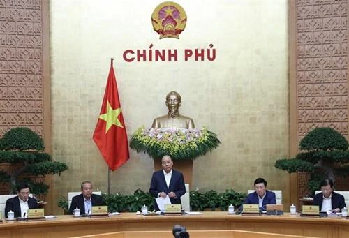 政府总理阮春福主持召开政府11月份例行会议