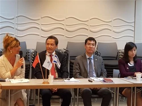大力欢迎以色列企业对越投资 