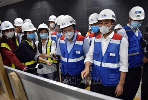 胡志明市将尽快运输日本列车到越南