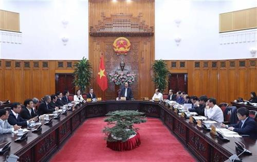 政府总理阮春福与薄寮省领导班子举行工作会议