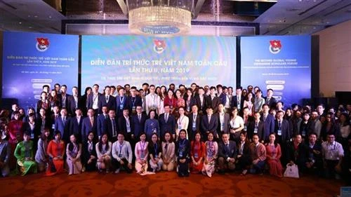 全球越南青年知识分子为国家实现可持续发展目标建言献策