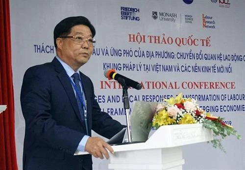 全球化背景下劳动关系国际研讨会在胡志明市举行