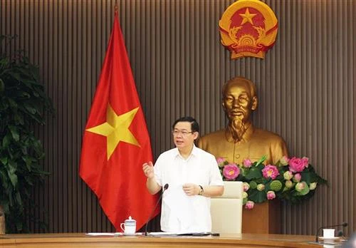 越南政府副总理王廷惠：完善吸引FDI 的相关法律 着力加快公共资本到位进度