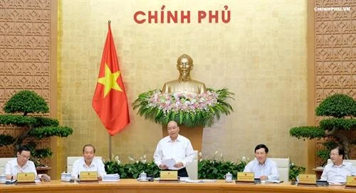 阮春福总理：继续提高领导干部责任担当