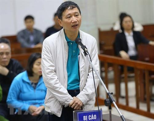 PVP Land贪污案: 检察院建议判处郑春青终身监禁