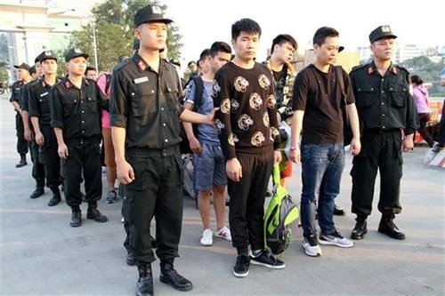 10名中国人因涉嫌网络诈骗被越南老街省警方抓获