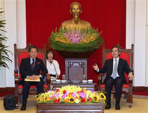 中央经济部部长阮文平会见日本国际协力银行执行董事