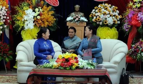 老挝人民民主共和国国庆节44周年纪念活动在胡志明市举行