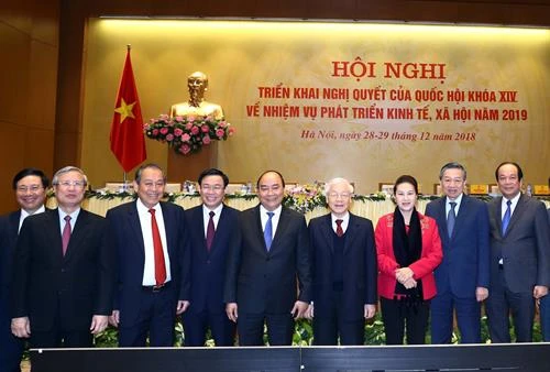 政府总理阮春福：政府坚持经济、社会和环境三大支柱的原则